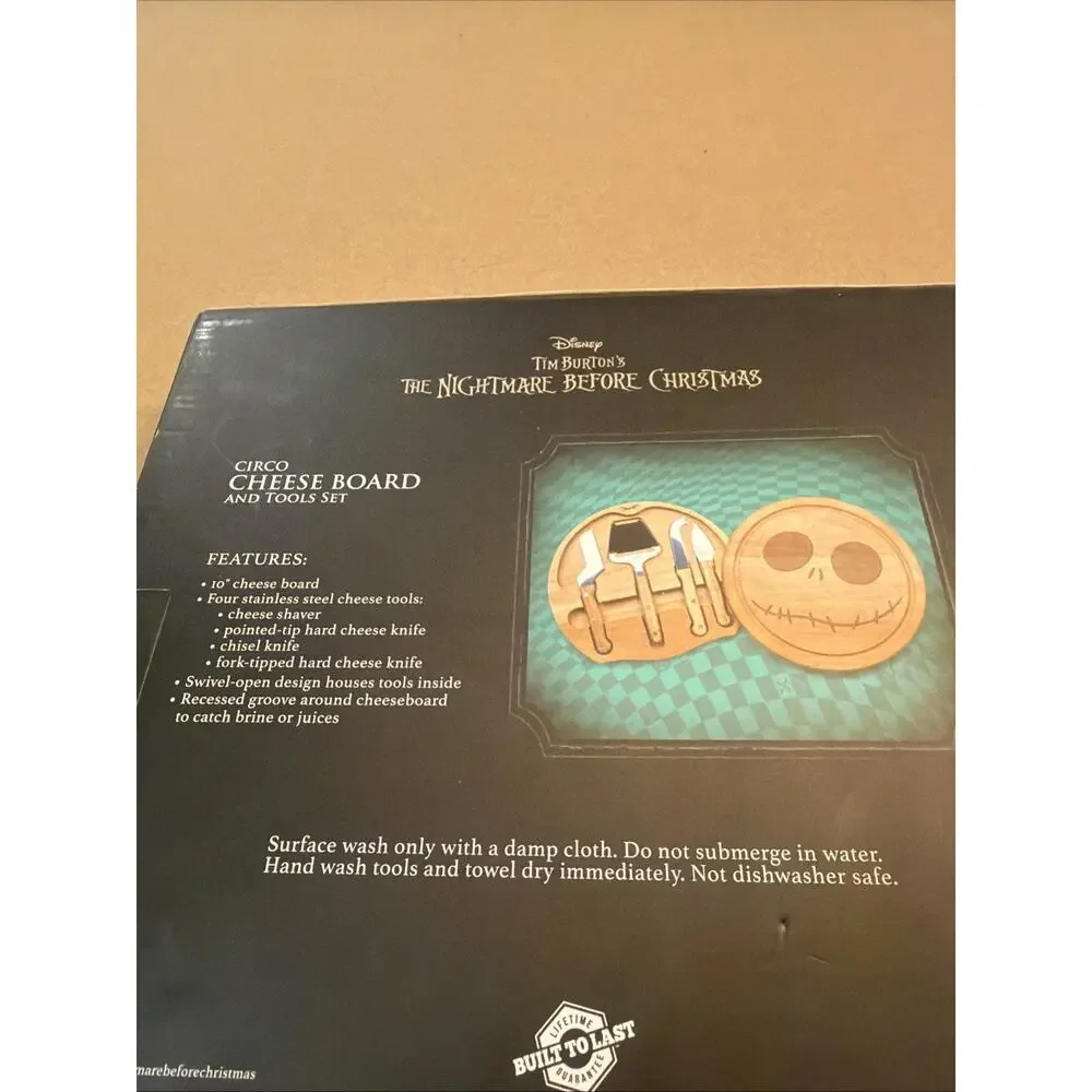 Disney Tim Burton’s Nightmare Before Christmas Cheese Board And Tool Set NEW